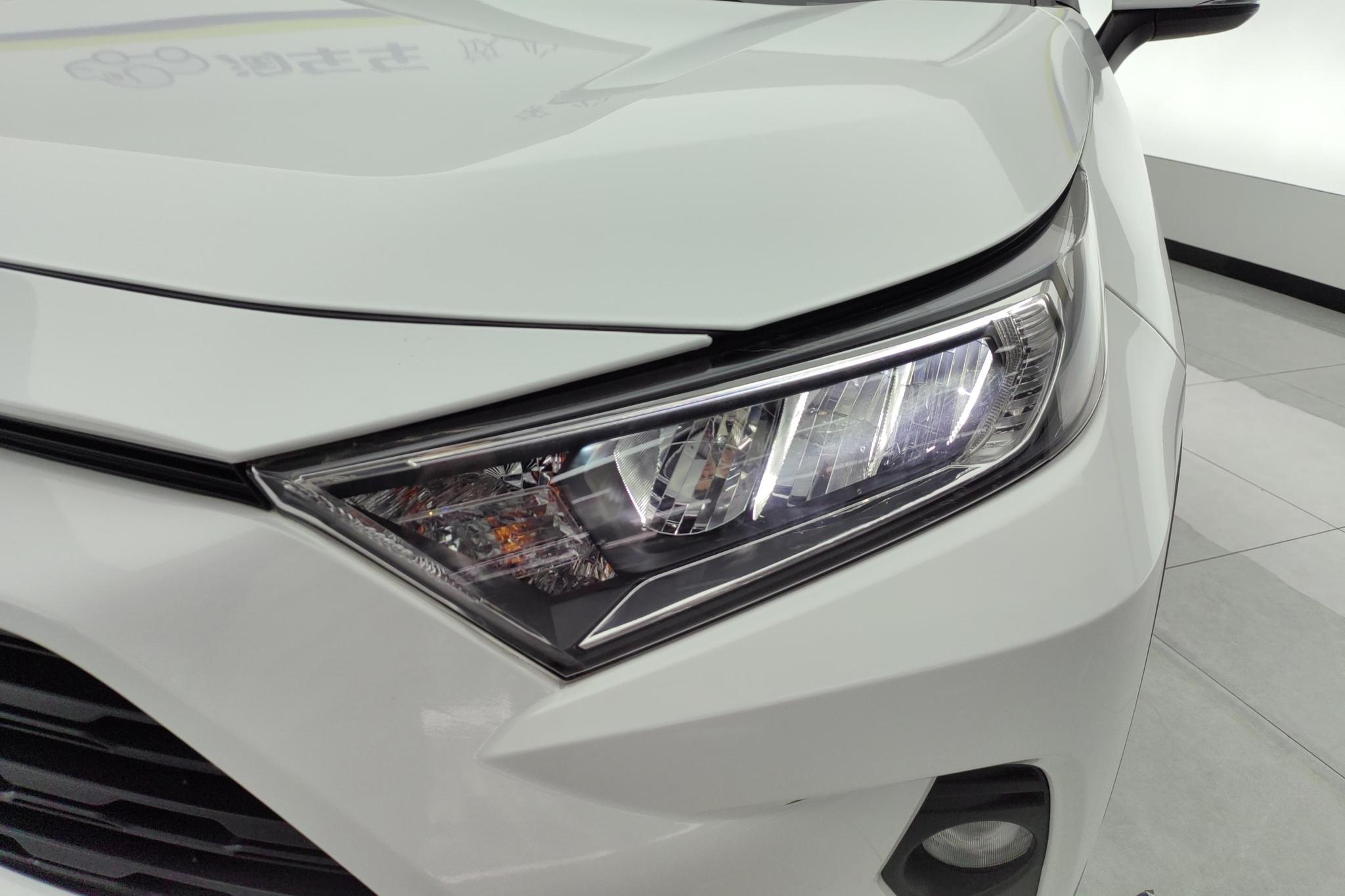 Toyota RAV4 2022 2.0L CVT