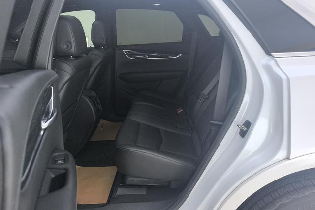 Cadillac XT5 2021 2.0 T Hybrid 4 WDLuxury — фото 16