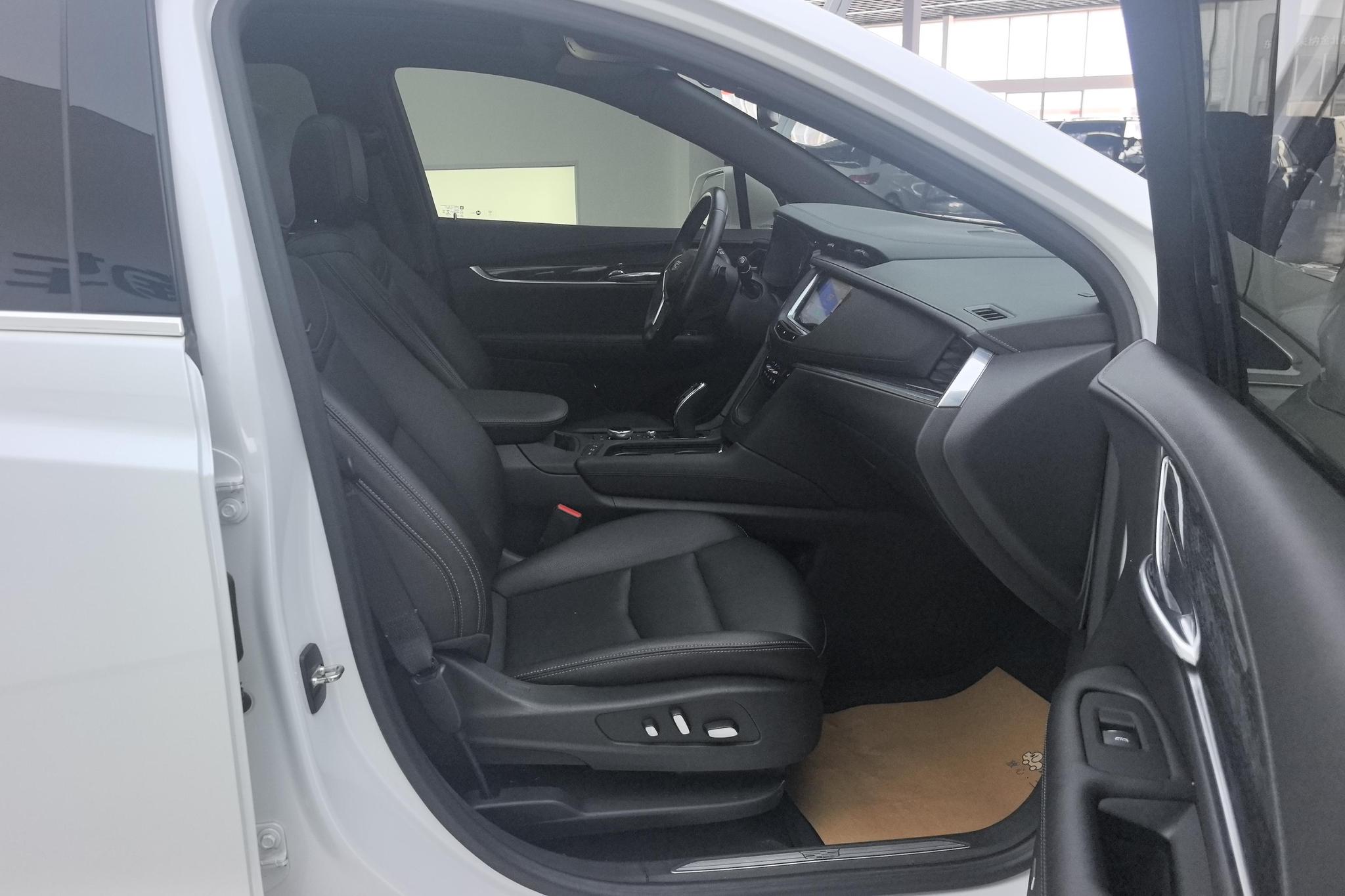 Cadillac XT5 2021 2.0T Luxury