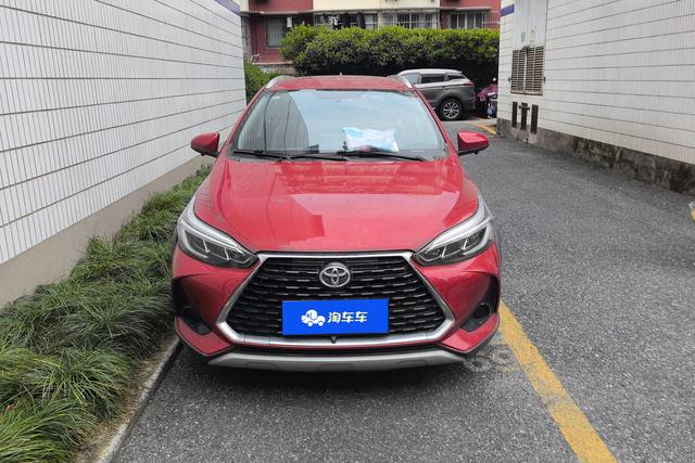 Toyota YARIS L 2021 X 1.5 L CVT — фото 2