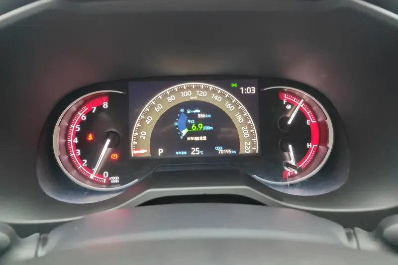 Toyota RAV 4 2.0 L CVT 2 WD — фото 10
