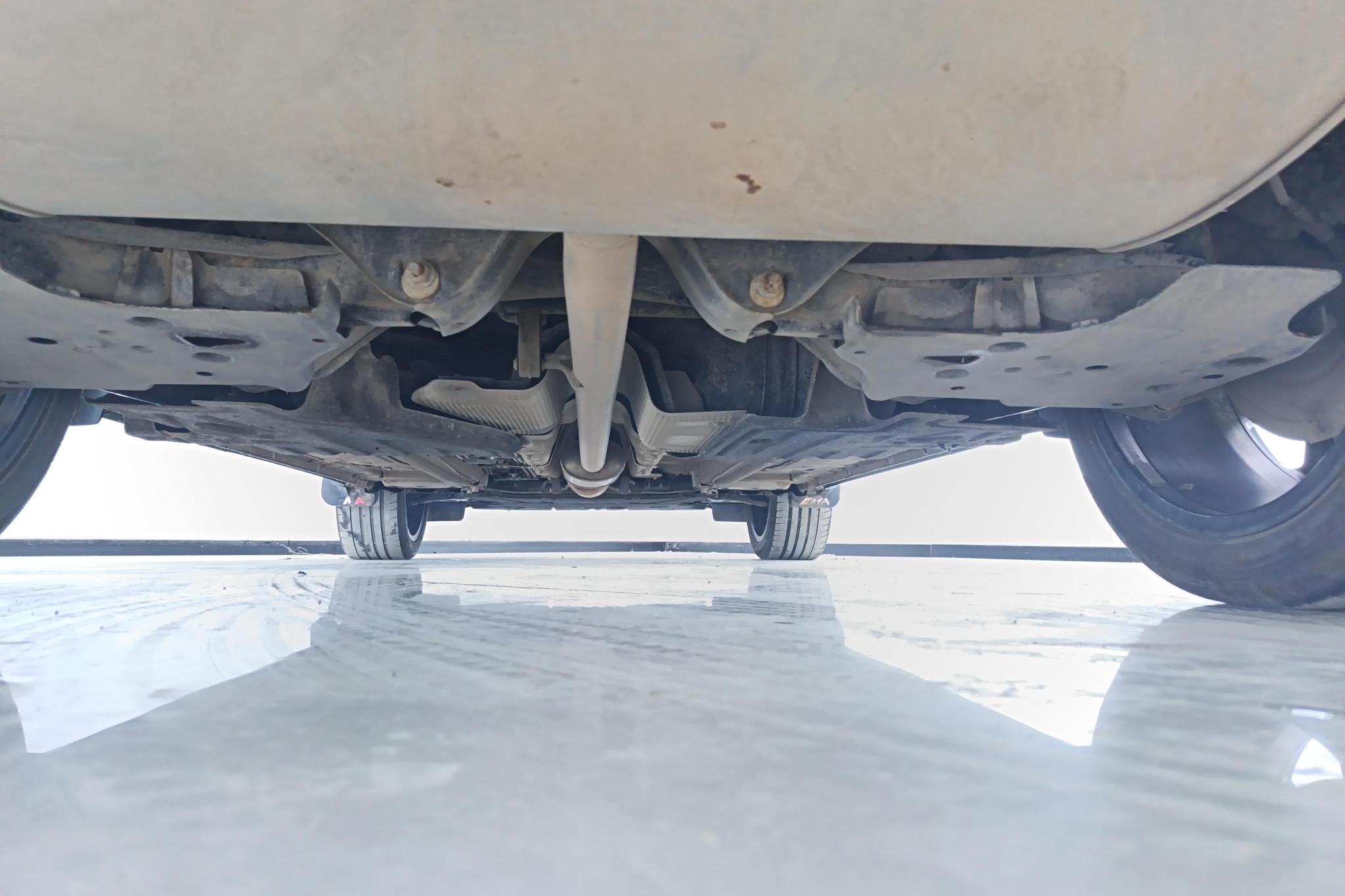 Geely Monjaro L 2024 2.0TD AT