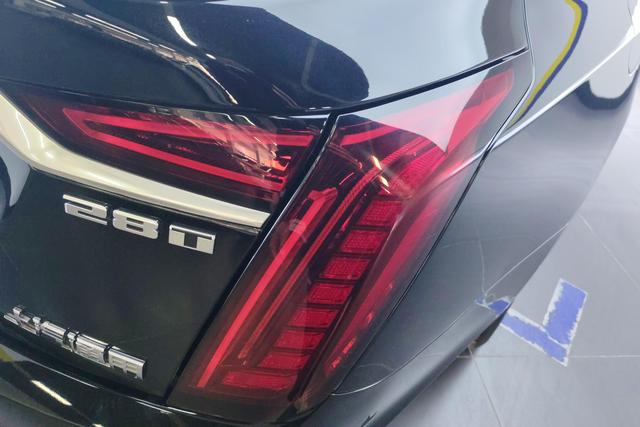 Cadillac CT6 2022 28 T Premium — фото 6