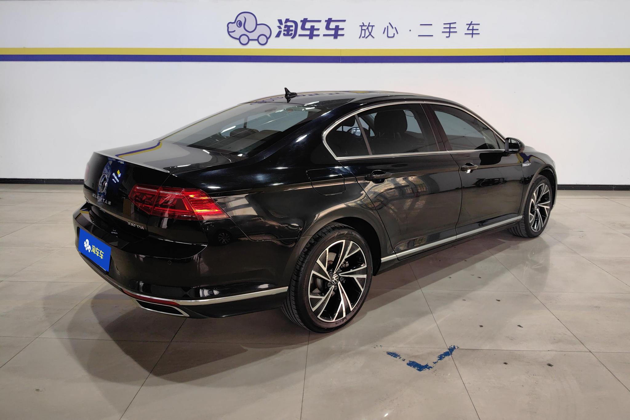 Volkswagen Magotan 2021 330TSI DSG 30