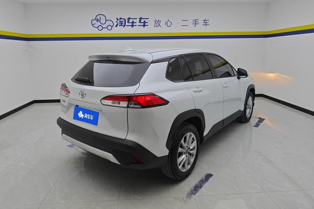Toyota Corolla Cross 2024 2.0 L CVT — фото 3