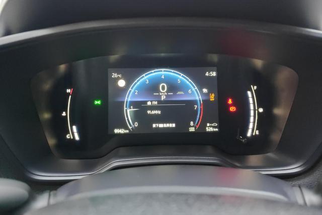Toyota Corolla Cross 2024 2.0 L CVT — фото 13