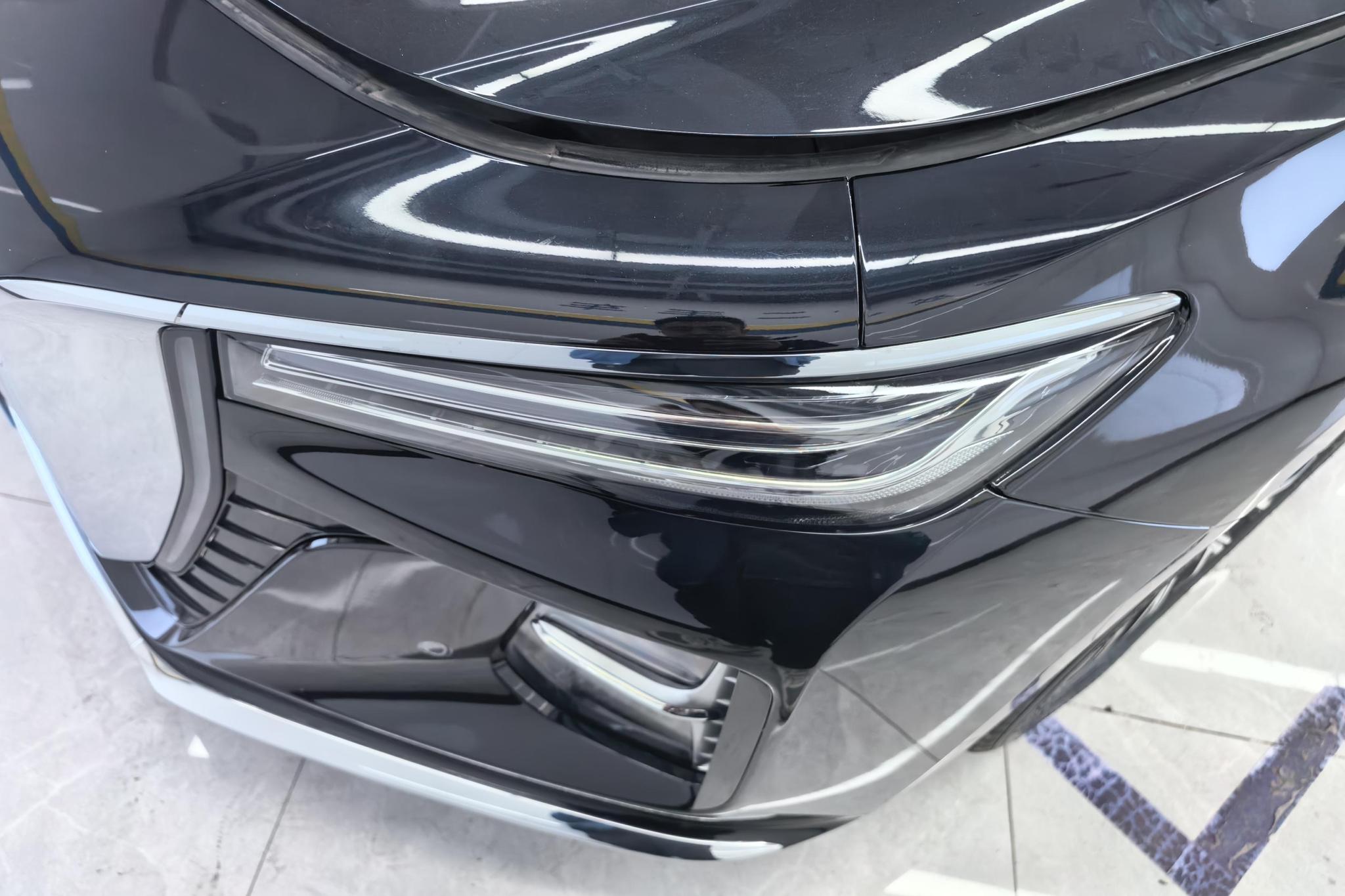 Hongqi H5 2024 2.0T AT
