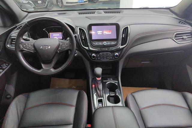 Chevrolet Equinox 2021 550 T RS 4 WD — фото 12