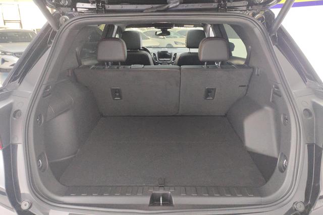 Chevrolet Equinox 2021 550 T RS 4 WD — фото 17