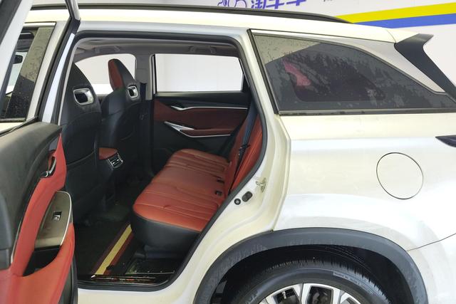 Changan CS75 PLUS 2020 2.0 T AT — фото 16