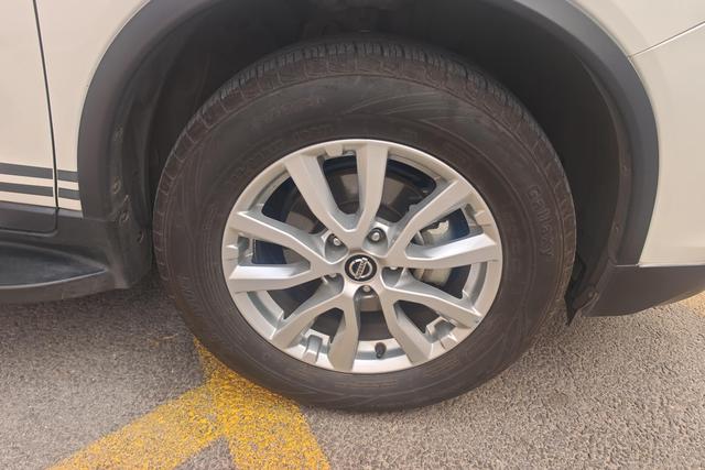 Nissan X-Trail 2020 2.0 L CVT 2 WD — фото 4