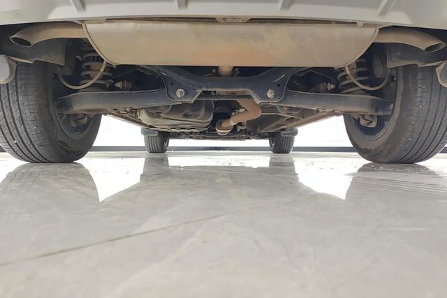 Geely Atlas (Boyue) — фото 9