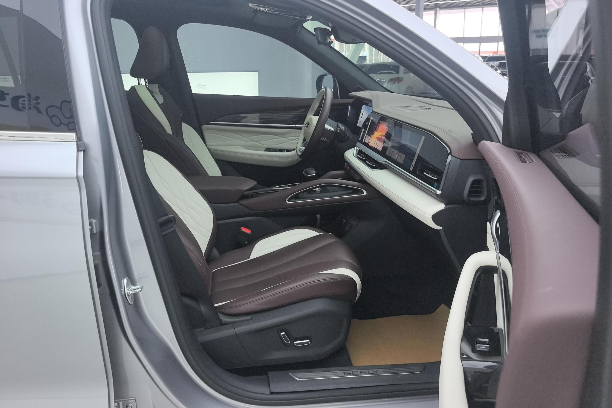 Geely Monjaro L 2021 2.0TD DCT EVO Luxury