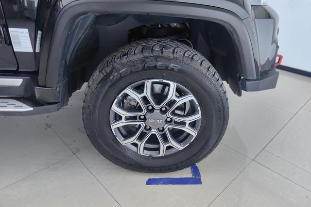 BAIC BJ40 2024 2.0 T AT 4 WD — фото 12