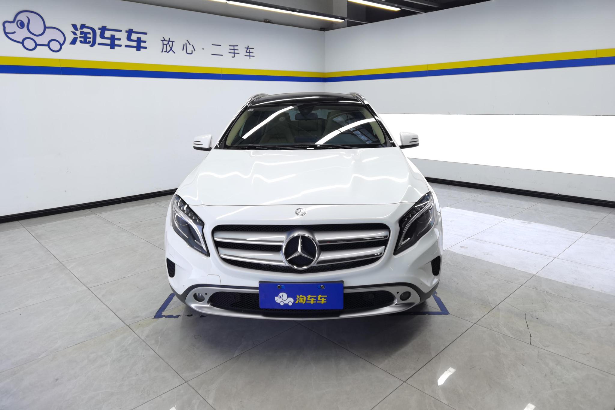 Mercedes-Benz GLA 2016 GLA 200 Fashion
