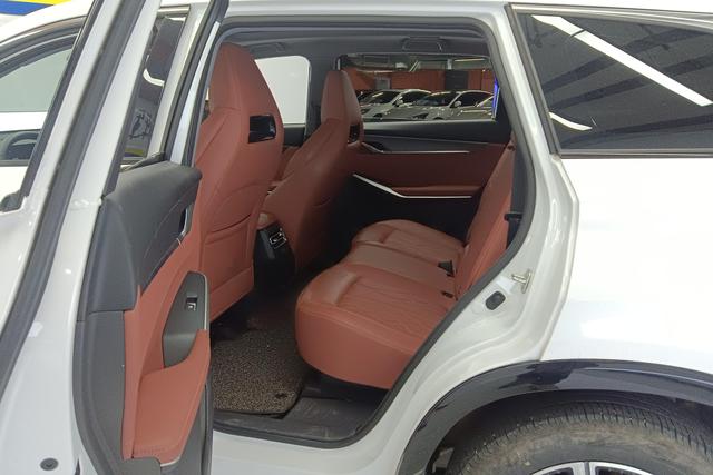 Changan CS75 PLUS 2024 1.5 T AT — фото 16