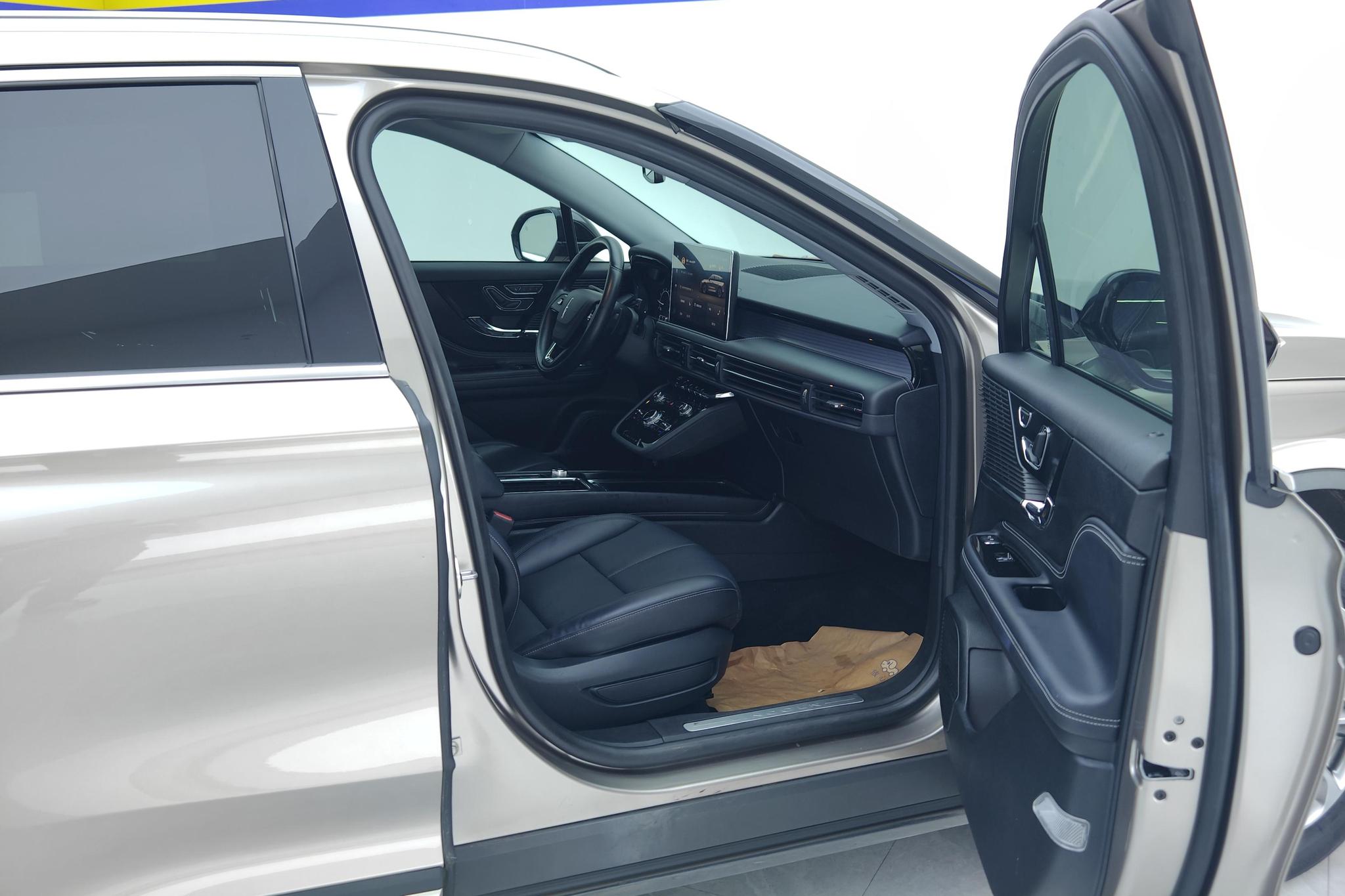 Lincoln Corsair 2020 2.0T Premium