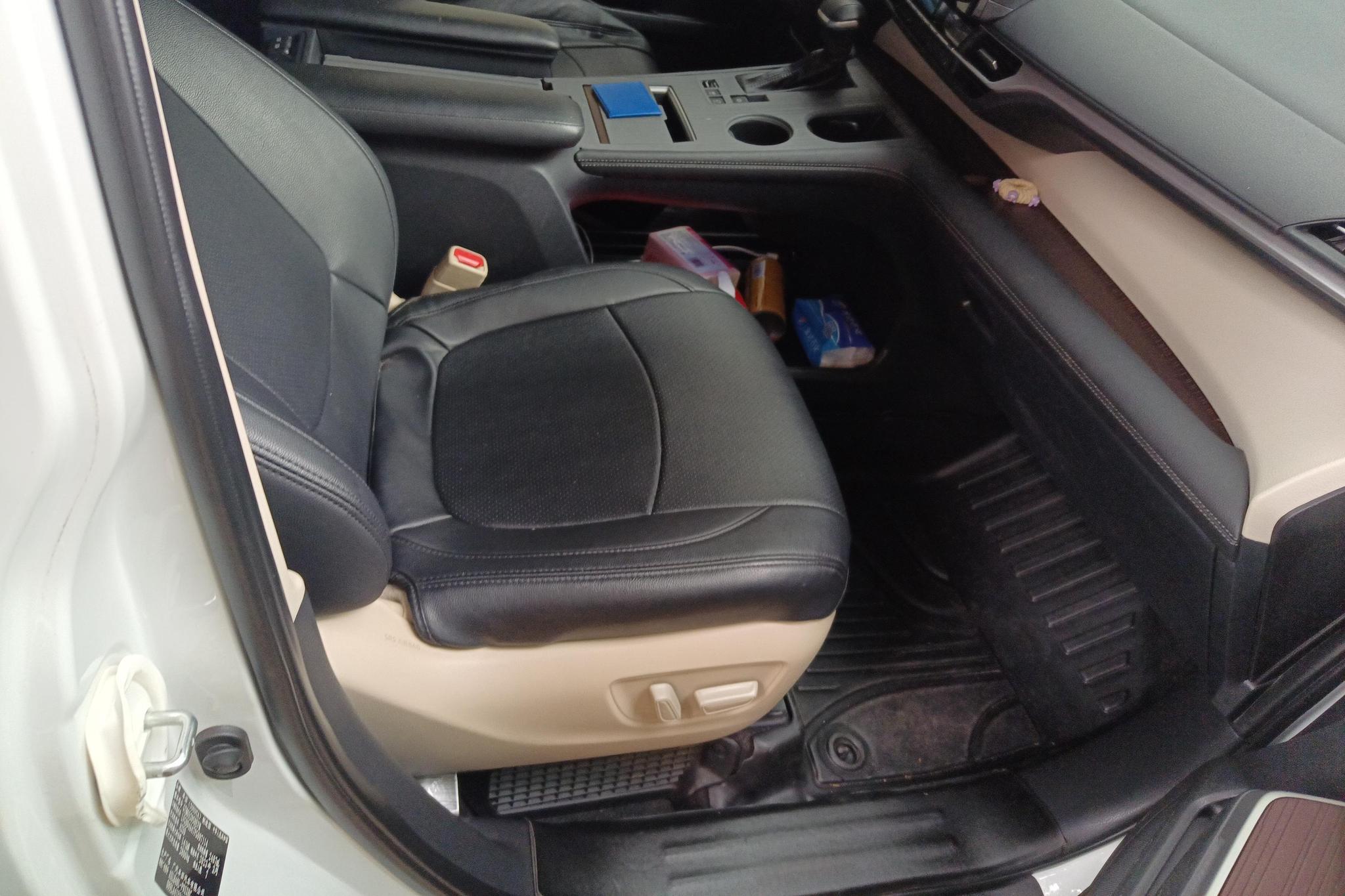 Toyota Sienna 2021 2.5L Luxury