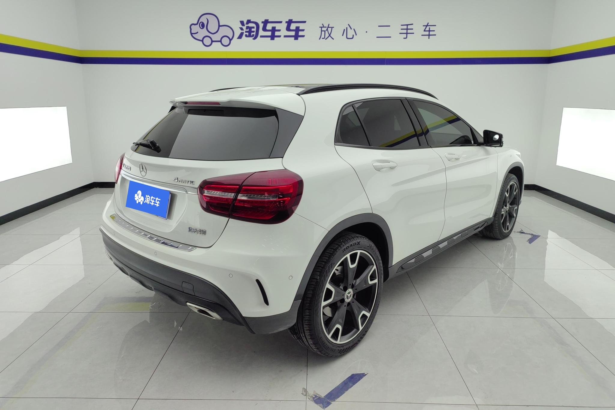Mercedes-Benz GLA 2018 GLA 220 4MATIC Sport