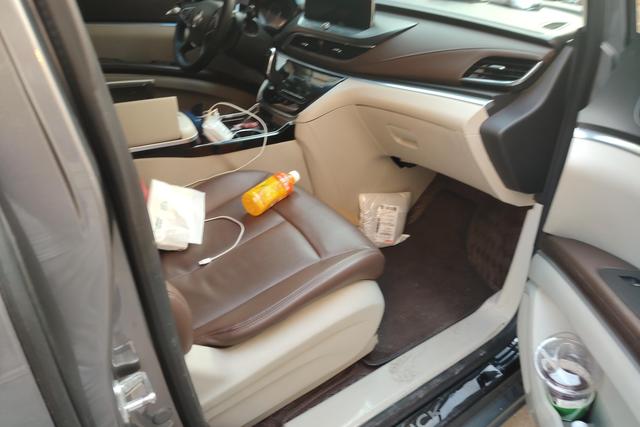 Buick GL8 id 4207675 из Китая 15