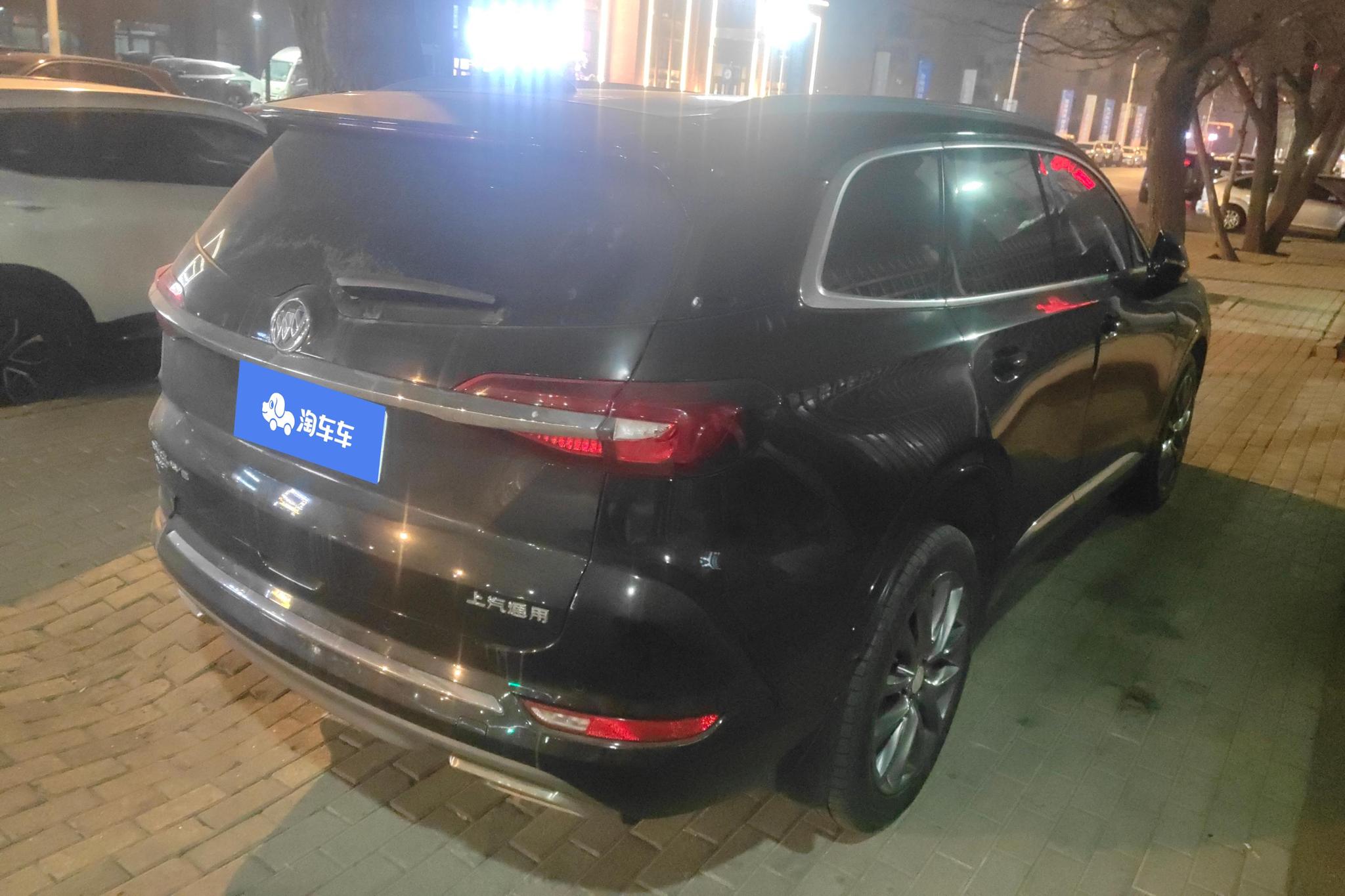 Buick Enclave 2022 652T Luxury мест