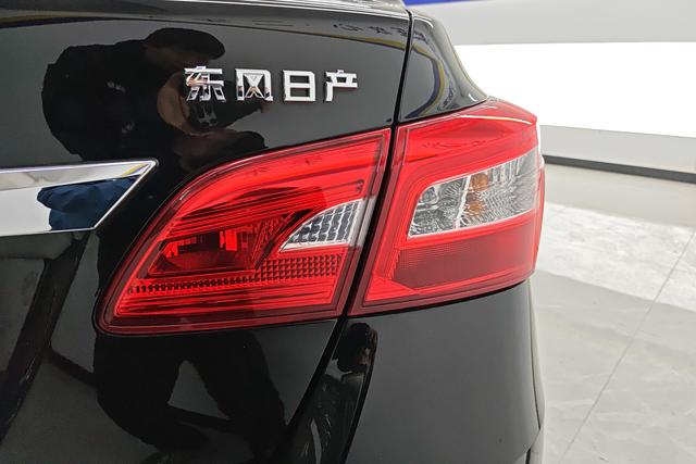 Nissan Sylphy 2022 1.6 XL CVT — фото 5