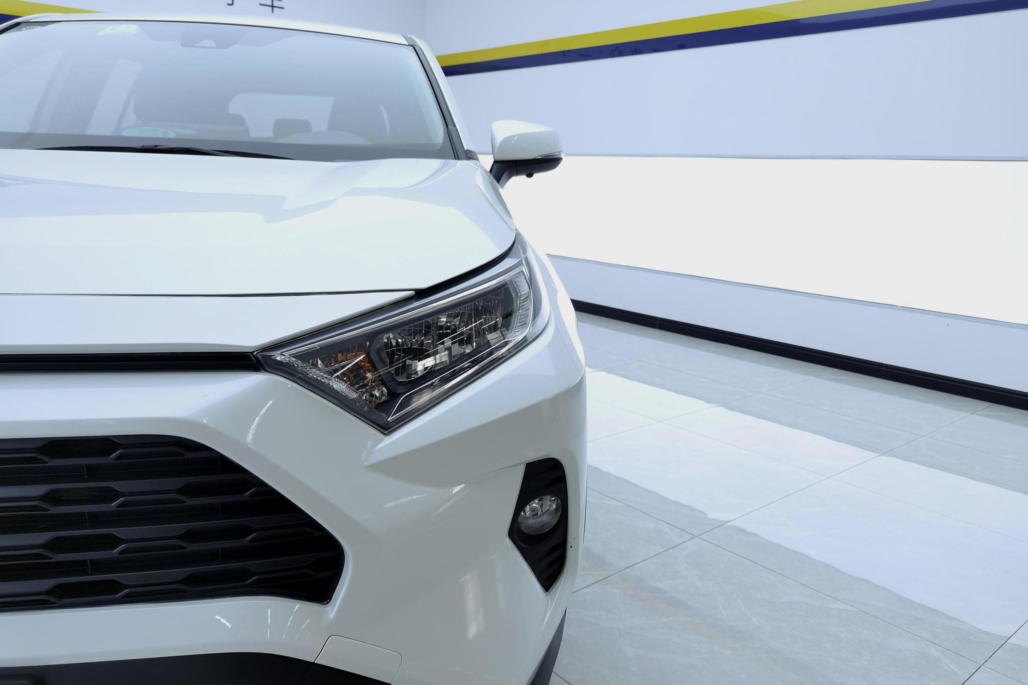 Toyota RAV4 2021 2.0L CVT