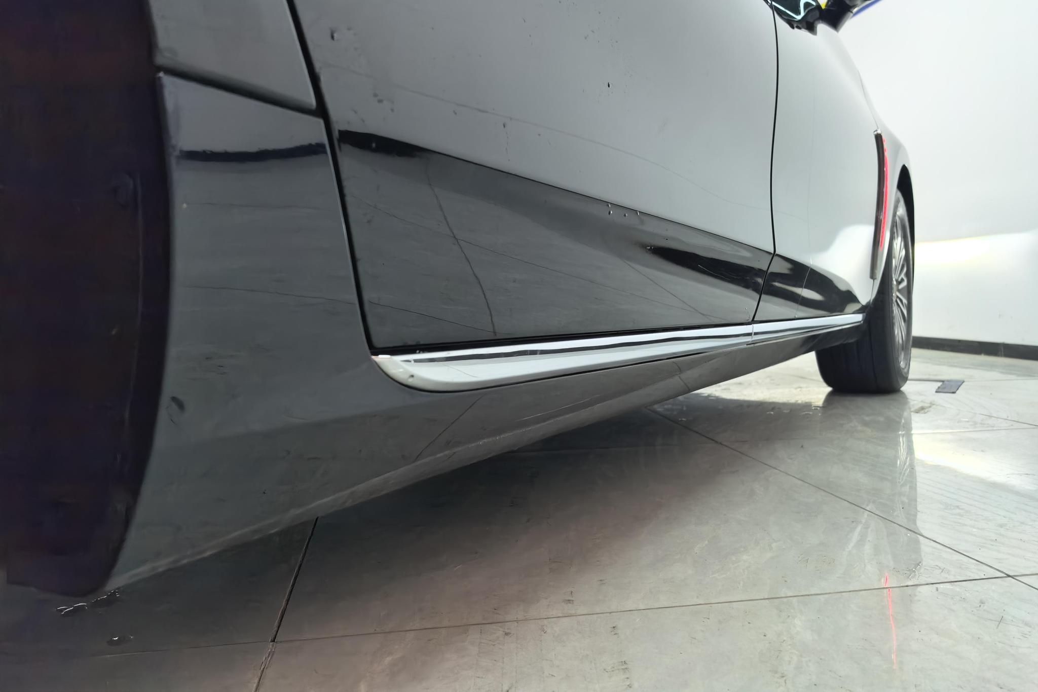 Hongqi H5 2023 2.0T AT