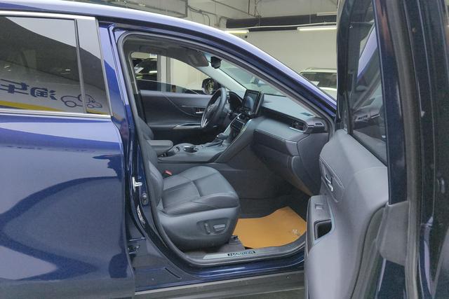 Toyota HARRIER 2022 2.0 L CVT 2 WD — фото 15