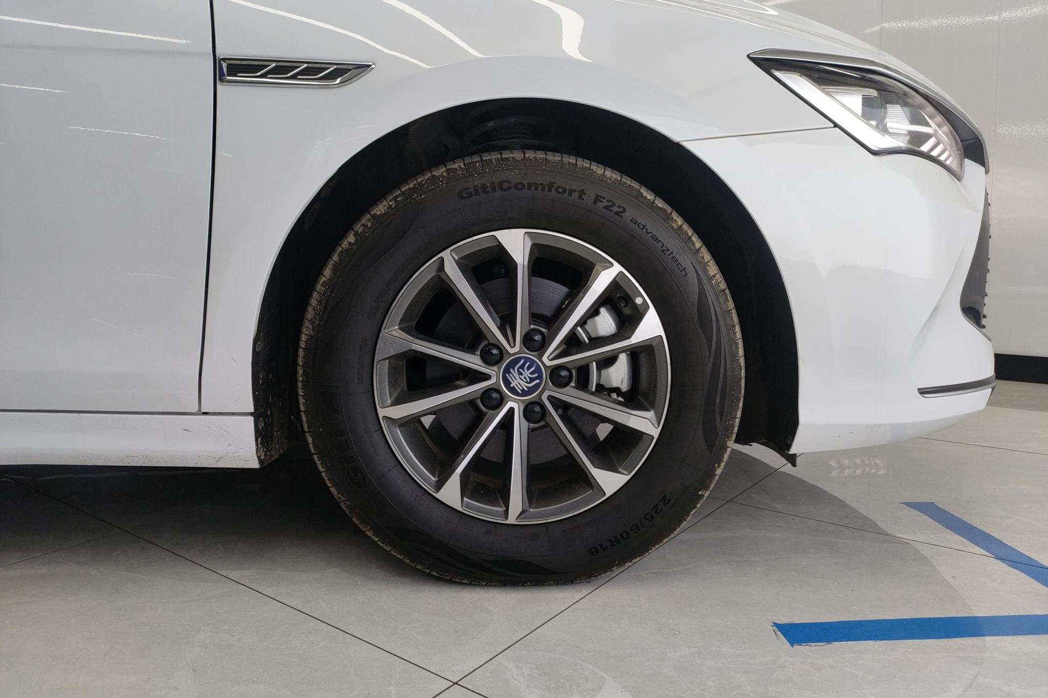 BYD Qin Plus DM-i PLUS DM 2024 DM-i 55KM Lead