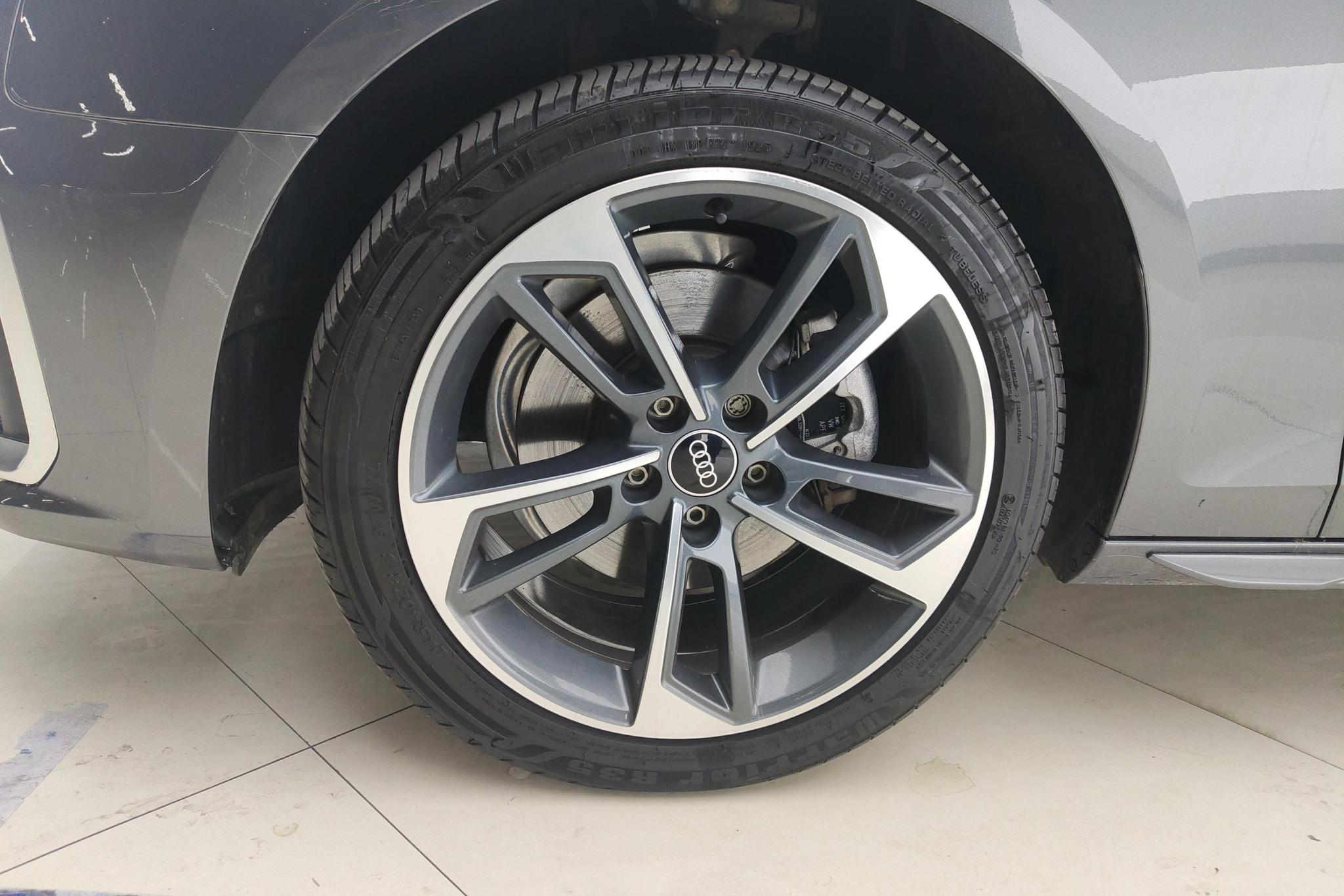 Audi A4L 2022 40 TFSI Fashion