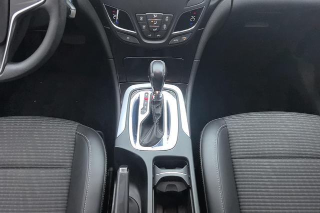 Buick Regal 2015 1.6 T — фото 14