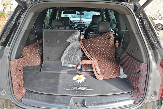 Cadillac XT6 2021 2.0 T Hybrid 2 WDLuxury — фото 17