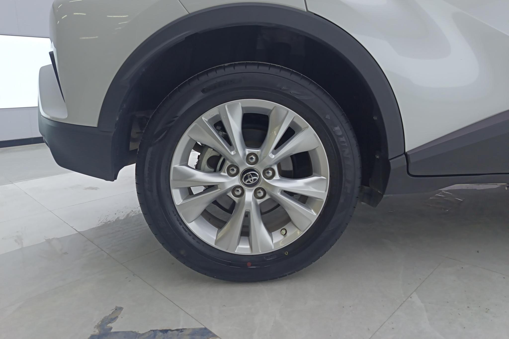 Toyota Izoa 2021 2.0L
