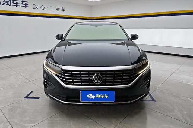 Volkswagen Passat 2022 330 TSI — фото 2