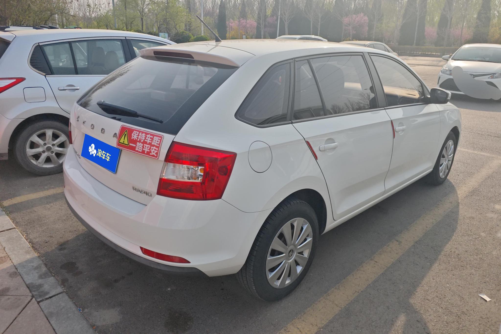 Skoda Rapid Spaceback 2019 1.5L AT Standard VI