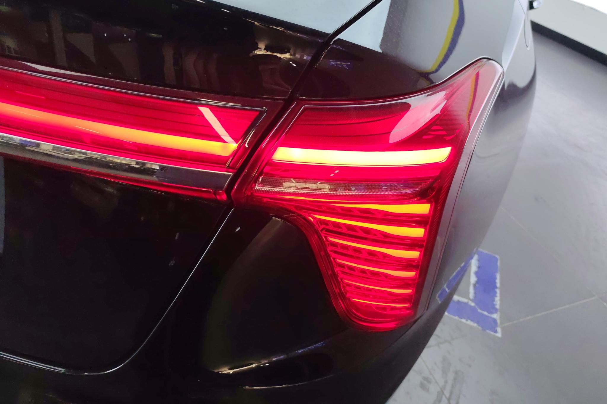 Hongqi H5 2023 1.5T DCT