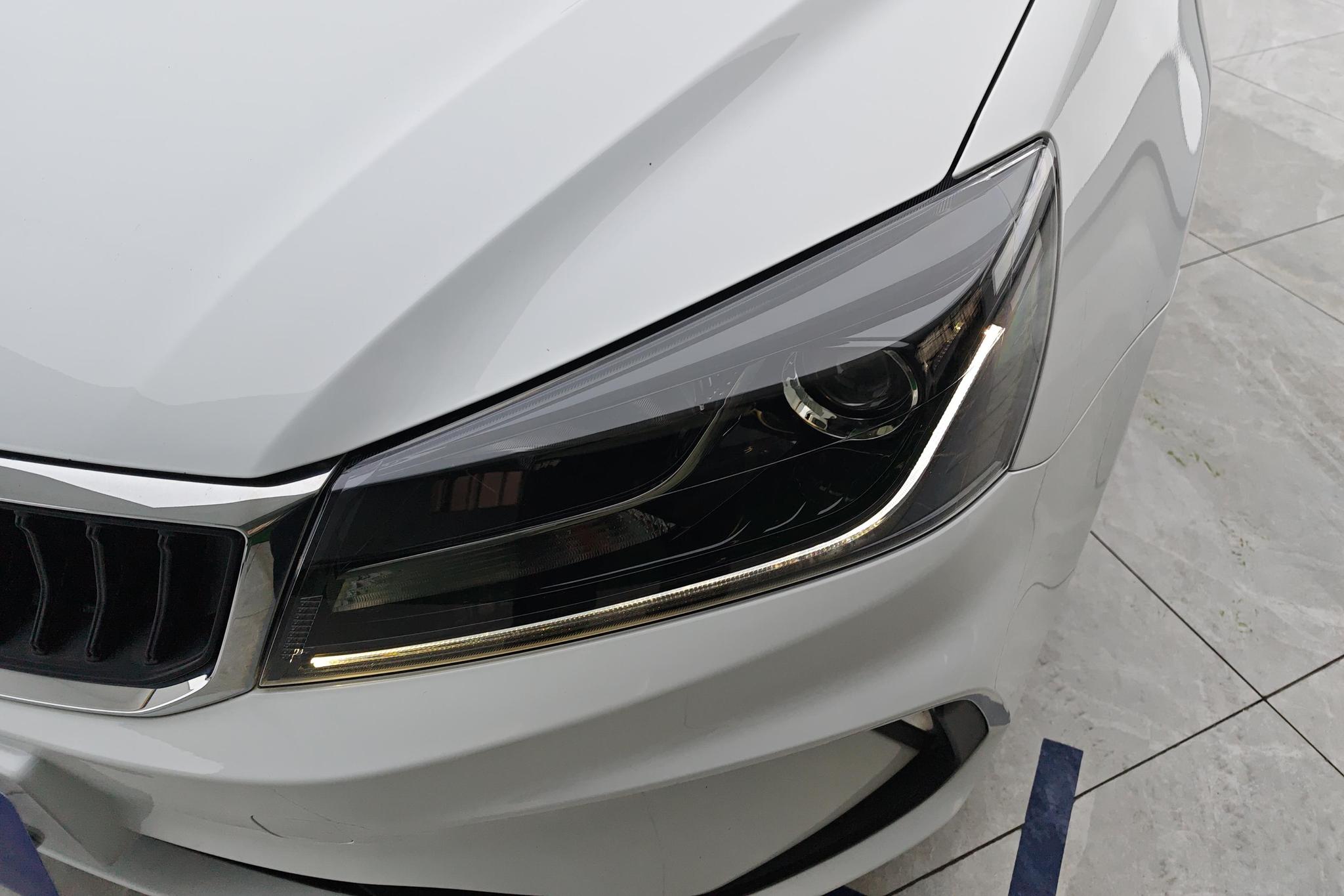 Geely Emgrand 2021 UP 1.5L CVT Luxury