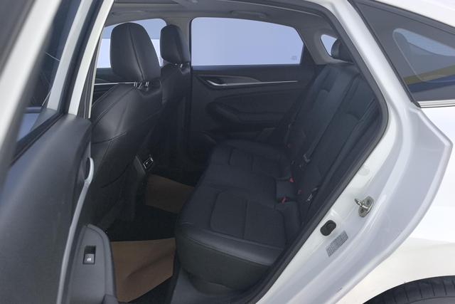 Changan Eado 2022 PLUS 1.6 L GDI CVTLuxury — фото 16