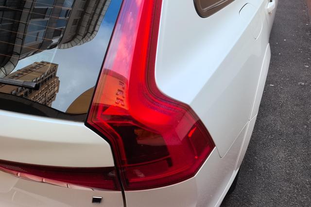 Volvo V90 2017 Cross Country T 5 AWD — фото 7