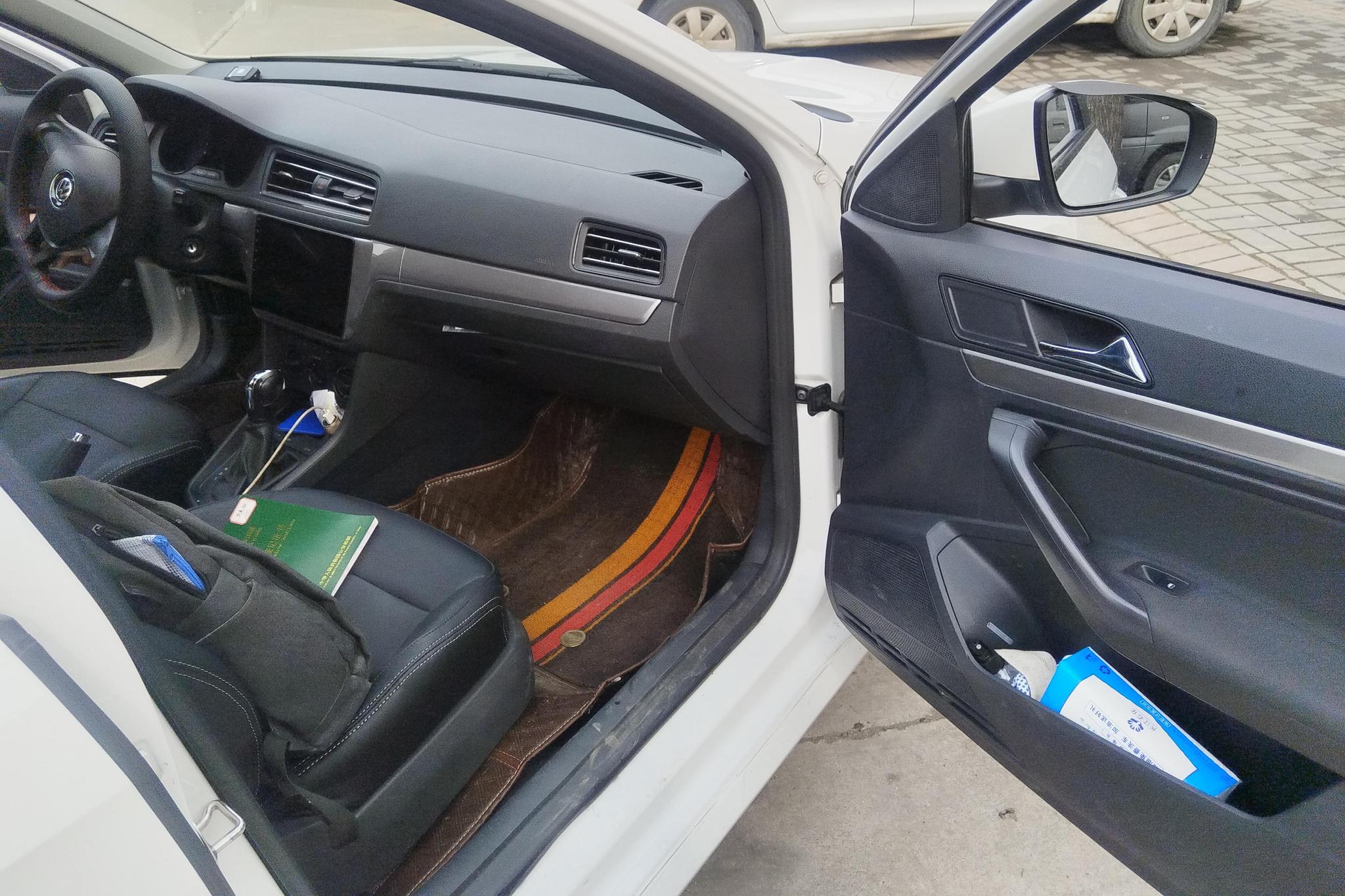 Volkswagen Lavida 2019 1.5L AT VI