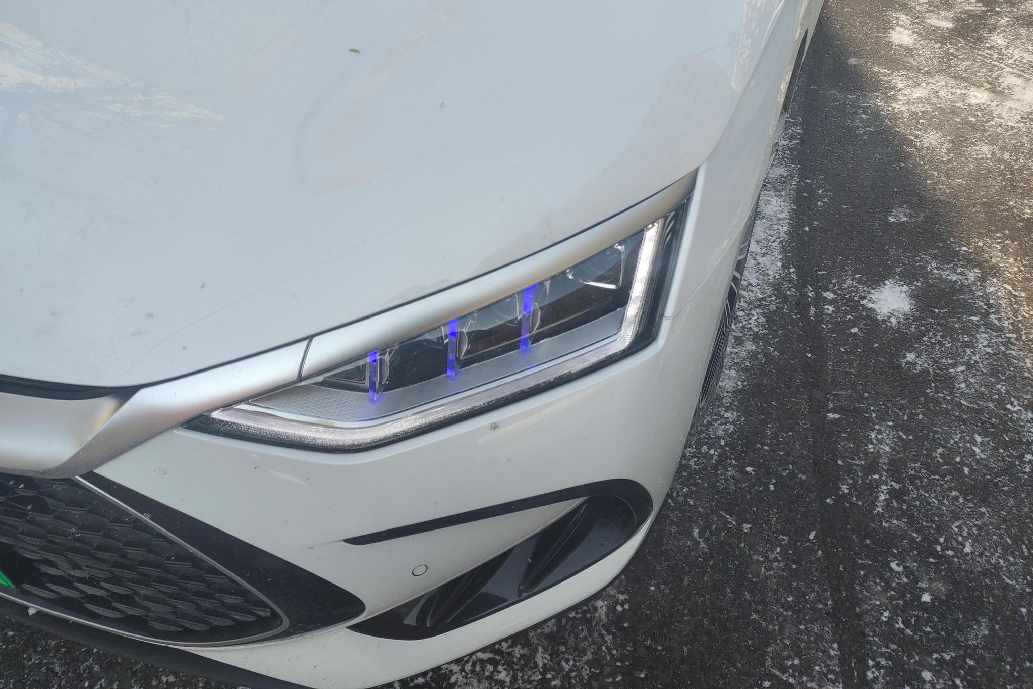 BYD Han DM 2023 DM-i Champion 121KM Premium