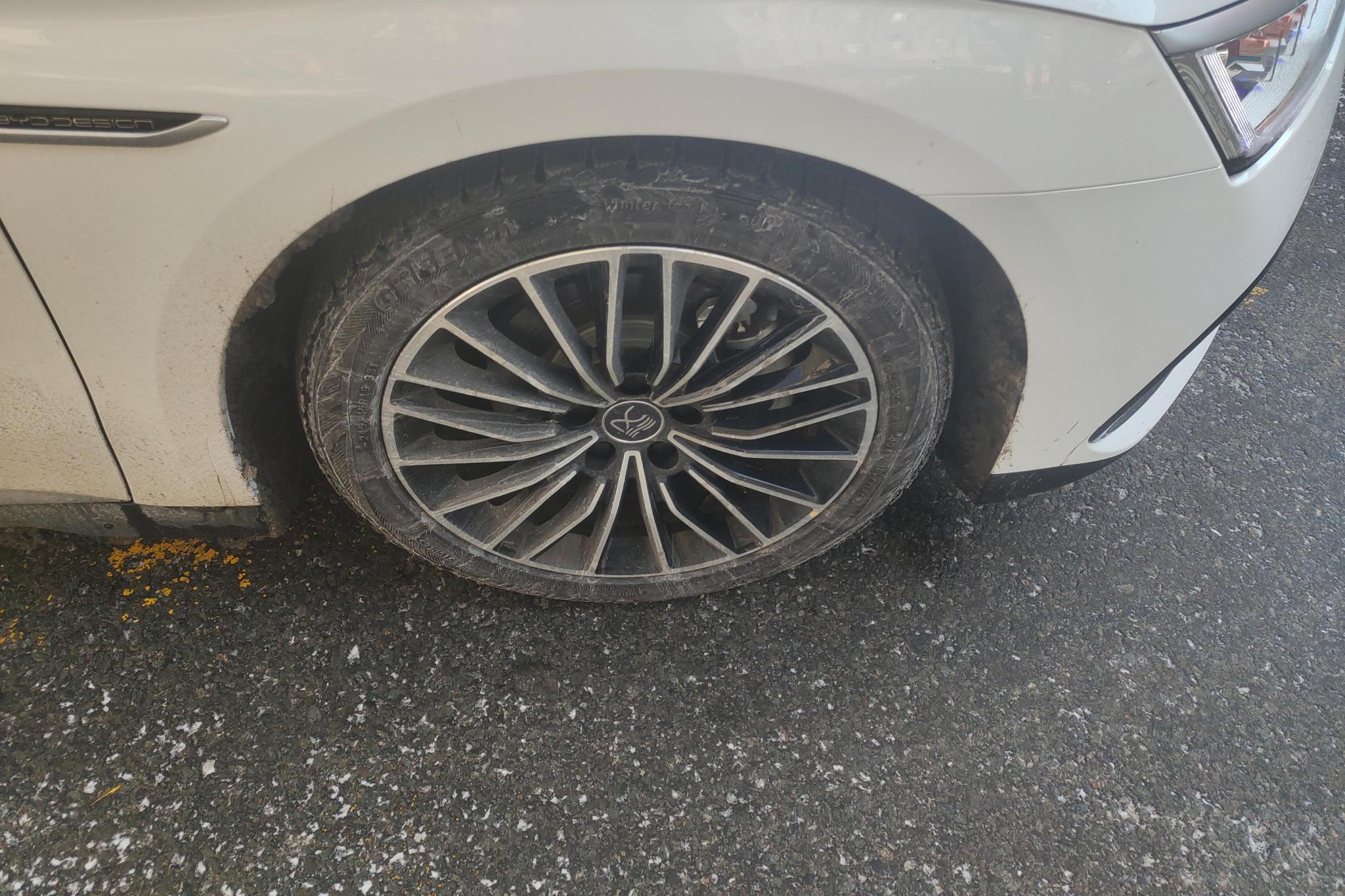 BYD Han DM 2023 DM-i Champion 121KM Premium