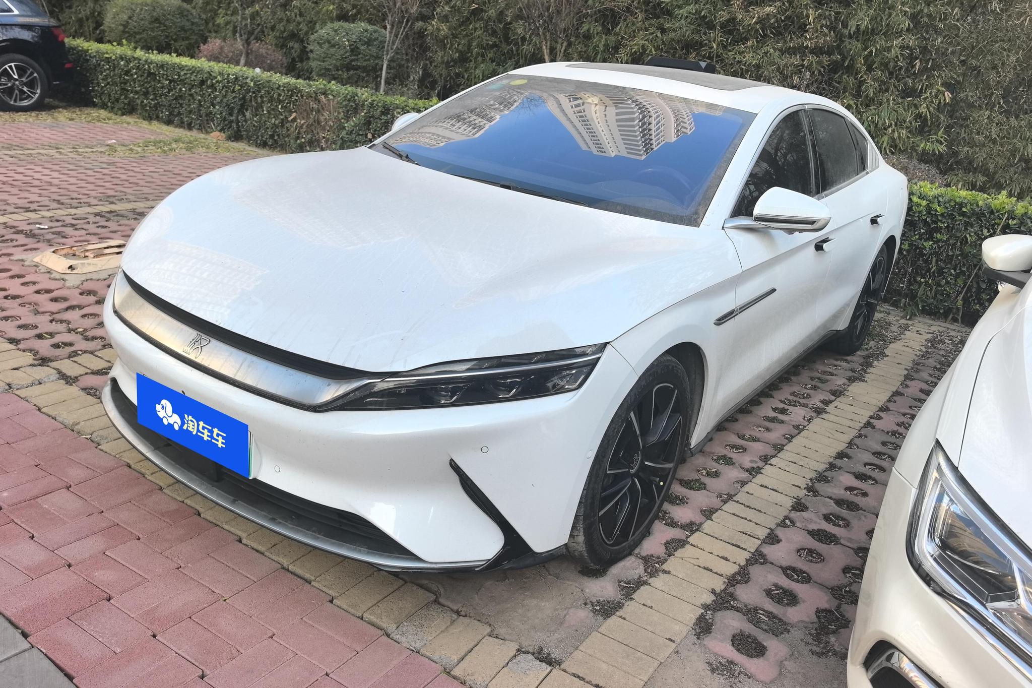 BYD HanEV
