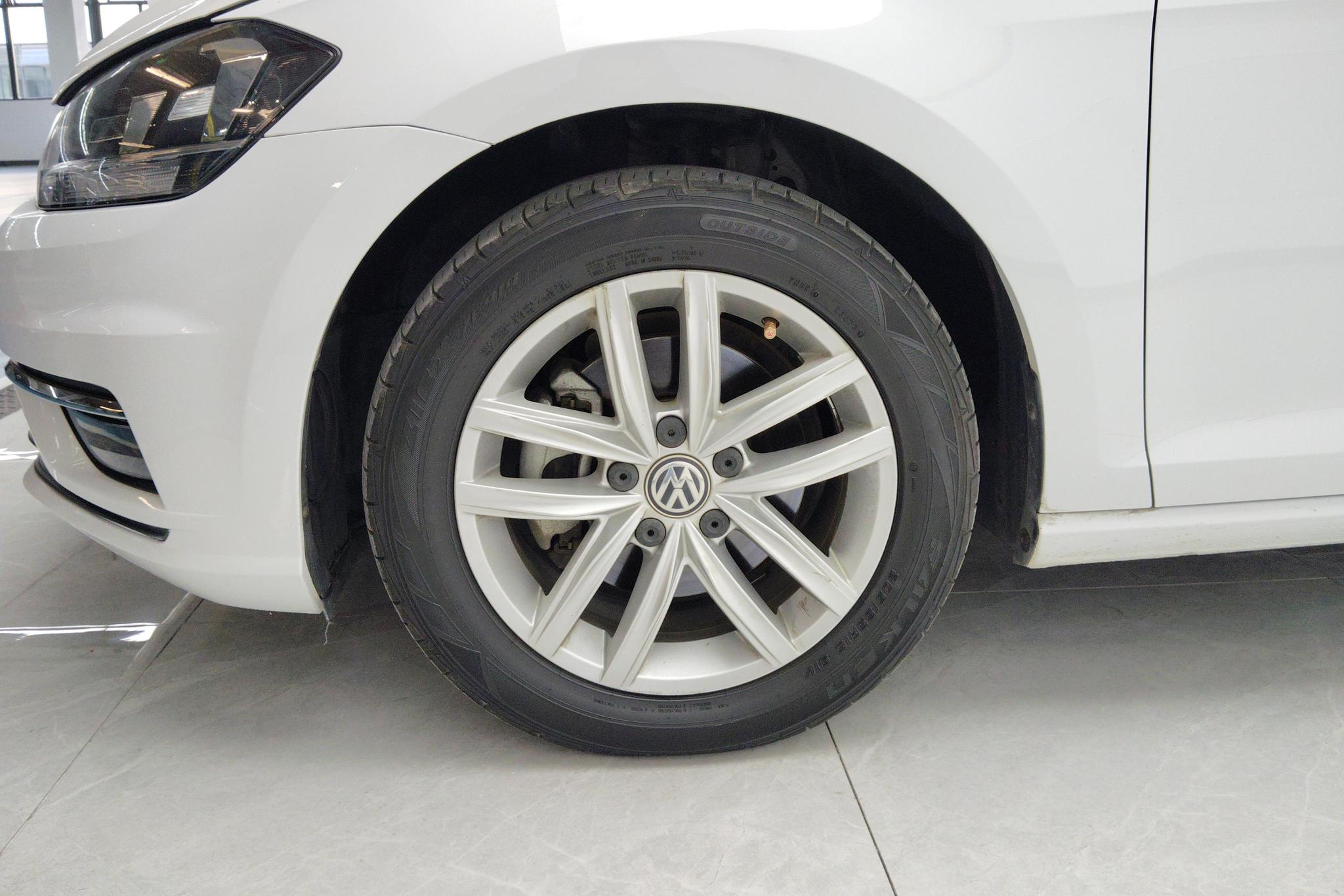 Volkswagen Golf 2018 230TSI AT Comfort