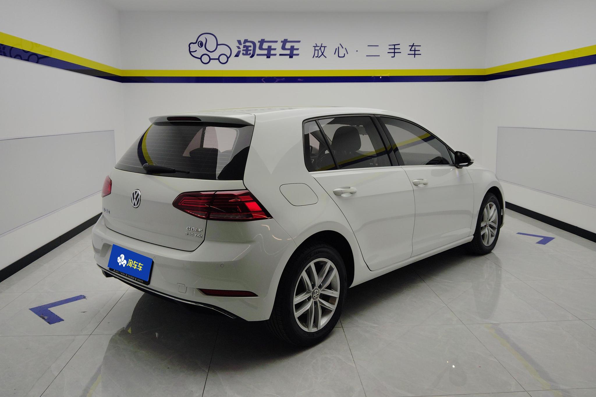 Volkswagen Golf 2018 230TSI AT Comfort