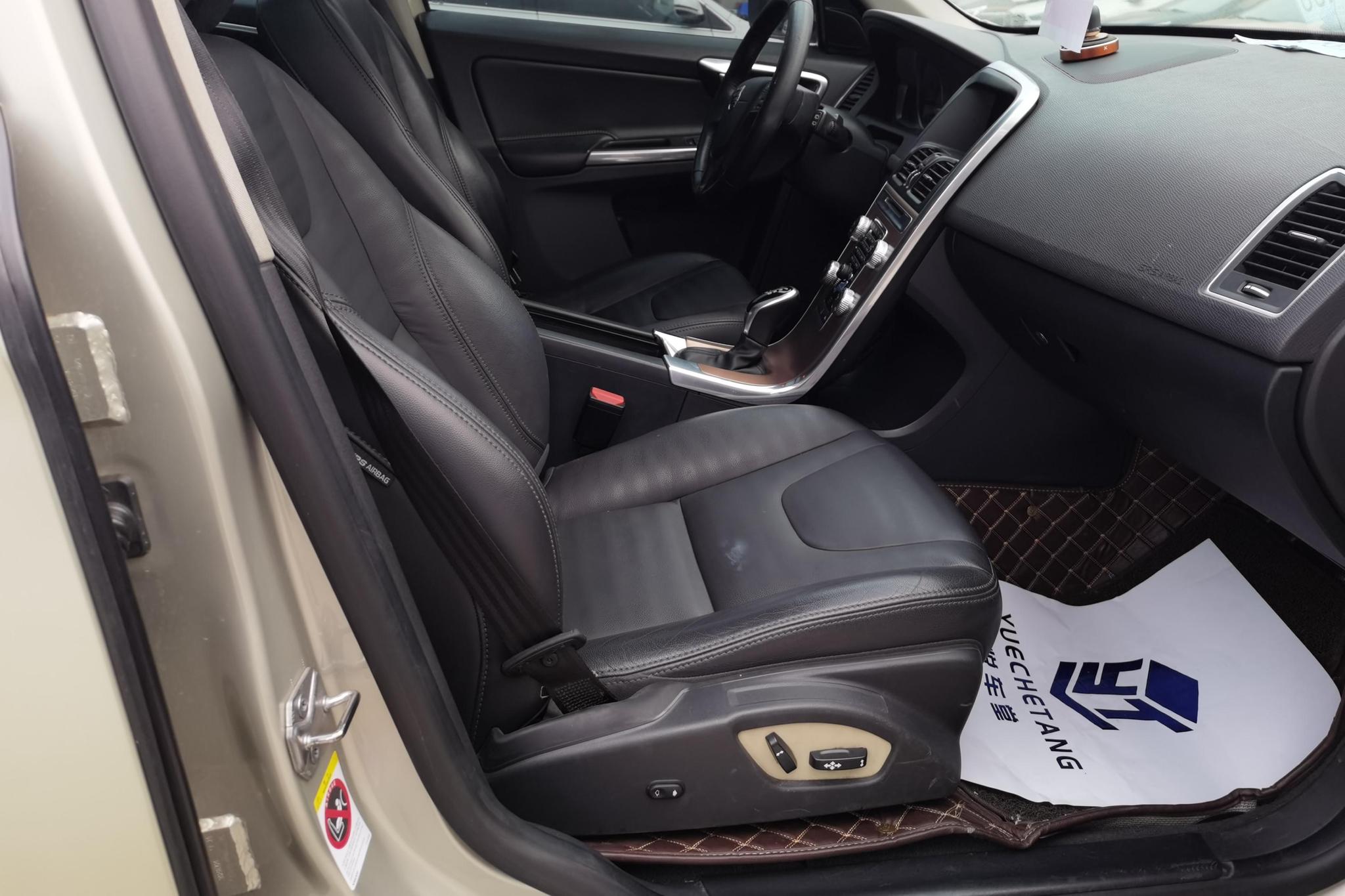 Volvo XC60 2017 T5
