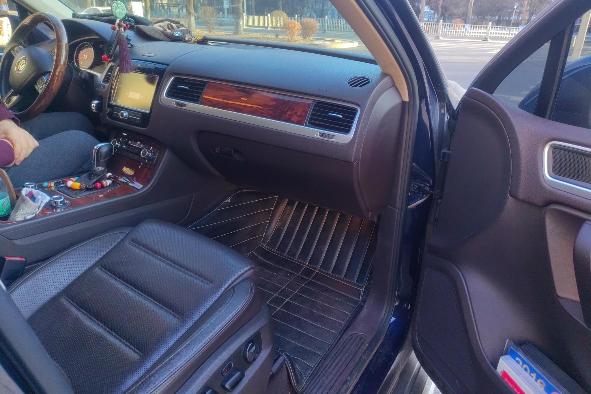 Volkswagen Touareg 2011 3.0TSI Comfort