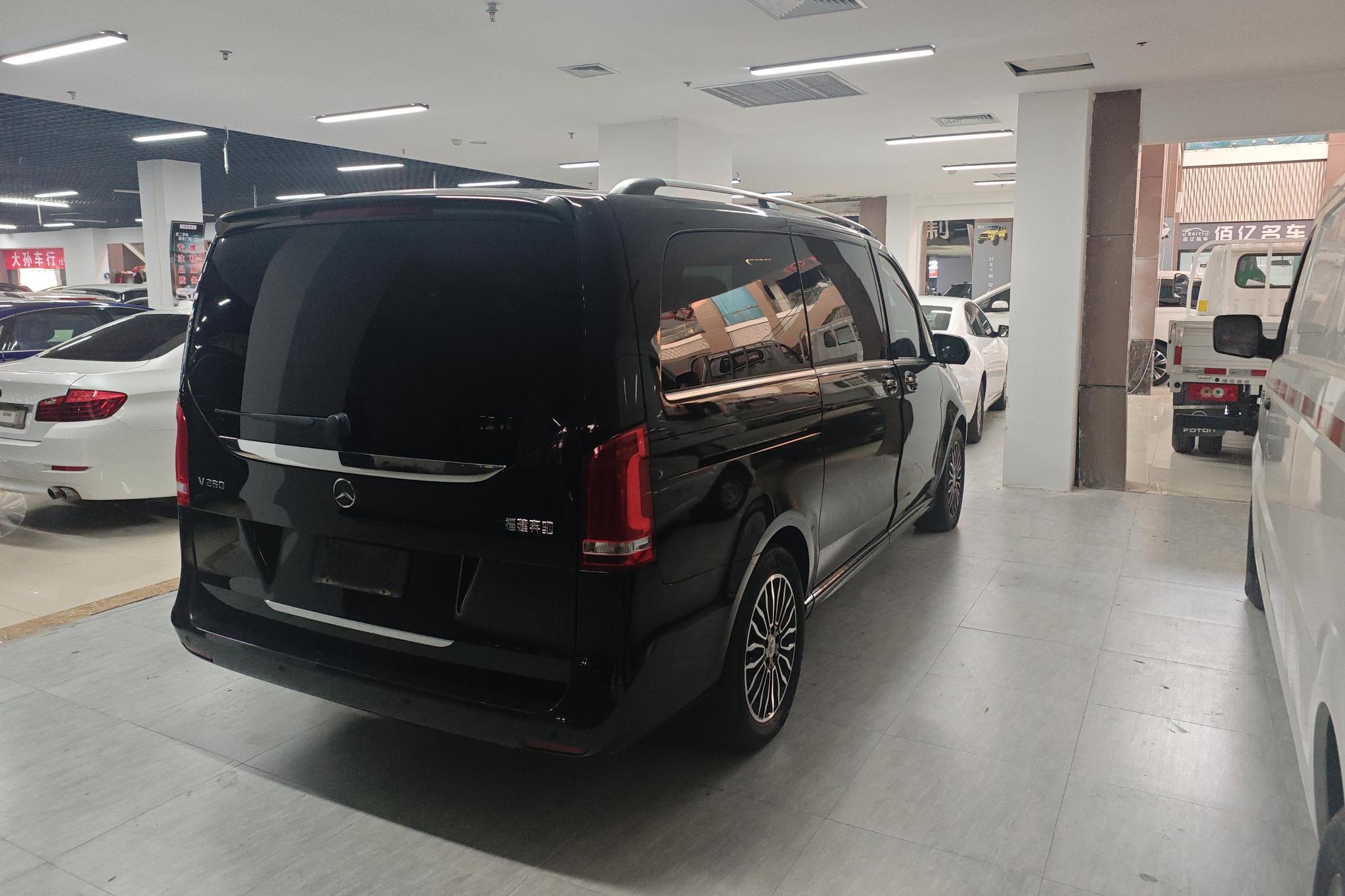 Mercedes-Benz V-Class V 2018 V 260 Luxury V