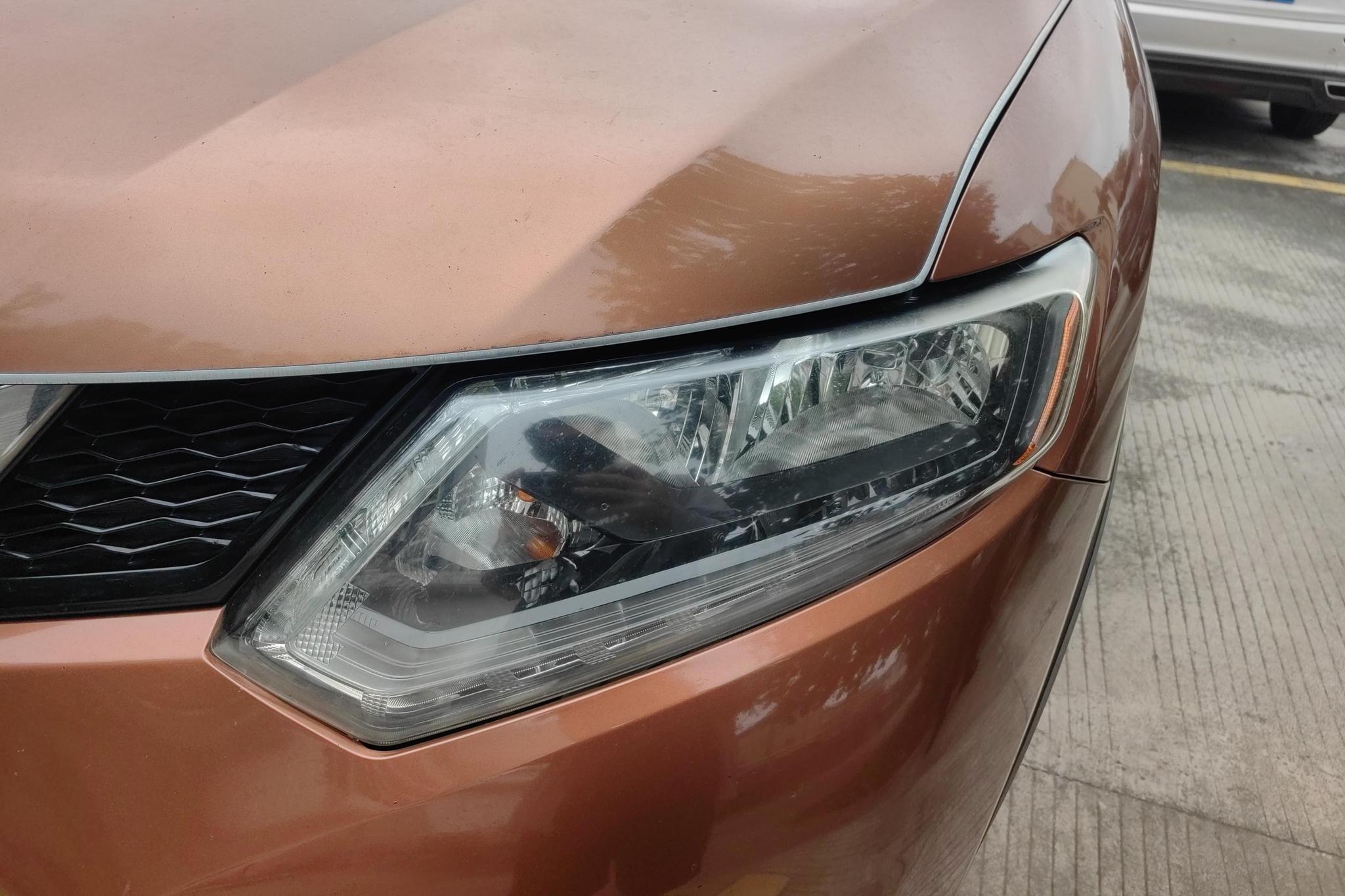 Nissan X-Trail 2014 2.0L CVT Comfort 2WD